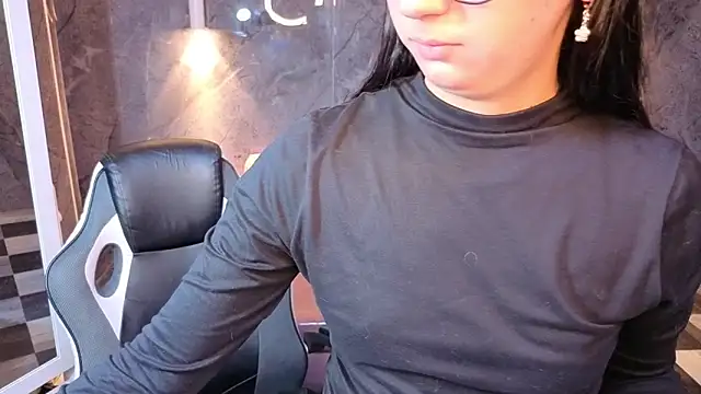 Sophie jones b online show from 04/10/26, 12:23