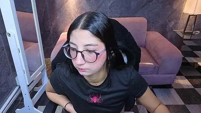 Sophie jones b online show from 05/21/26, 12:46