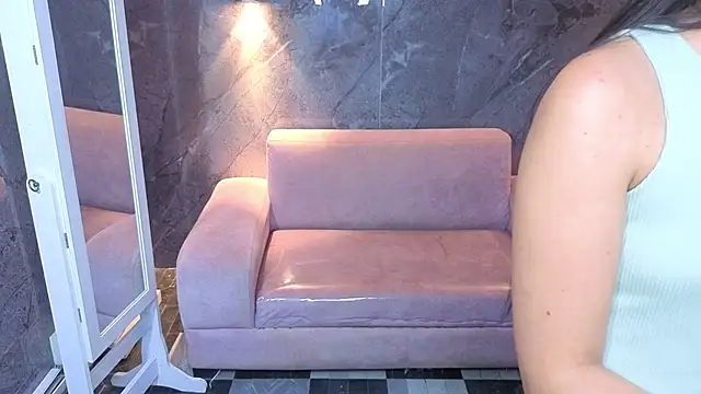 Sophie jones b online show from 05/26/26, 12:53