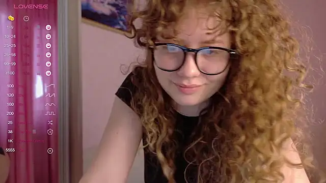 Snapshot of Milounee chatting on 03/01/26, 07:52 Milounee online show from 03/01/26, 07:52