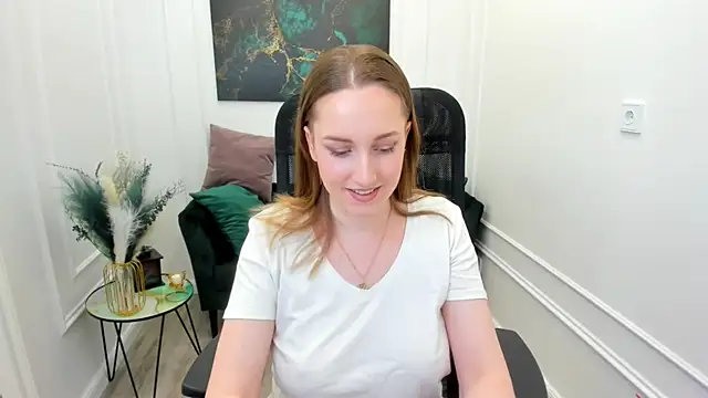 CaseyTerini online show from 06/05/26, 03:55