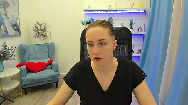 CaseyTerini online show from 03/25/26, 03:17