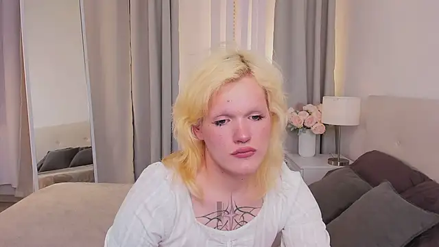 Snapshot of Lollita_Morgan chatting on 03/01/26, 03:45 Lollita Morgan online show from 03/01/26, 03:45