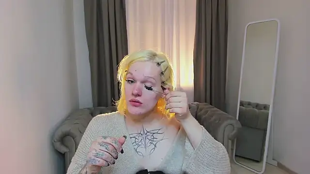 Lollita Morgan online show from 04/16/26, 05:19