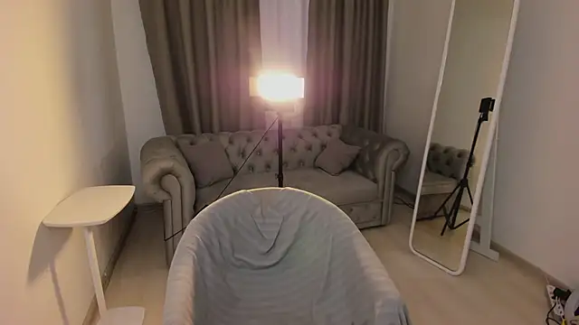 Lollita Morgan online show from 04/13/26, 05:44