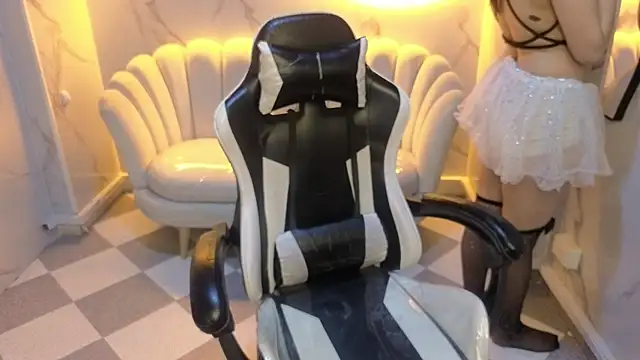 Valerie moon b online show from 03/19/26, 01:11