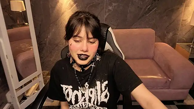 Valerie moon b online show from 02/19/26, 08:06