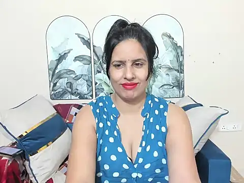 sara conorr online show from 04/04/26, 05:03