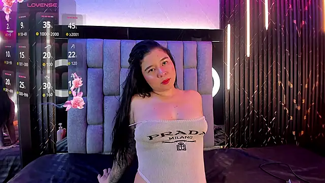 Snapshot of AriannaFoxxy chatting on 05/20/26, 11:51 AriannaFoxxy online show from 05/20/26, 11:51