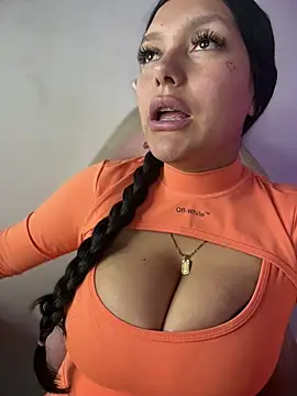 Snapshot of Miia__Taylor chatting on 02/26/26, 02:55 Miia Taylor online show from 02/26/26, 02:55