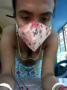 Mahira06 online show from 04/01/26, 04:36