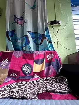 Mahira06 online show from 04/27/26, 04:10