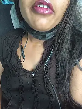 Mahira06 online show from 07/07/26, 10:19