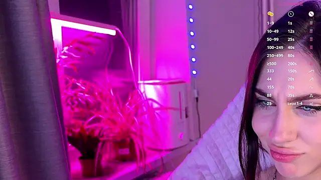 lunawho online show from 05/07/26, 08:01
