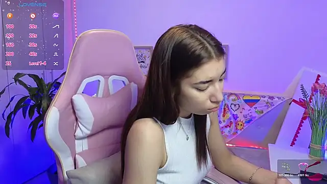 Sofiagomez777 online show from 03/01/26, 04:34