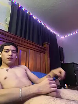 Tupapi696969q online show from 04/05/26, 05:14