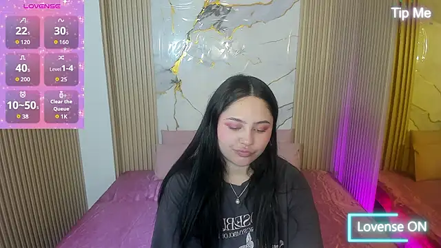 Siena Tay online show from 03/24/26, 11:54