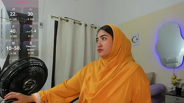 SamiraAwada online show from 04/13/26, 07:18