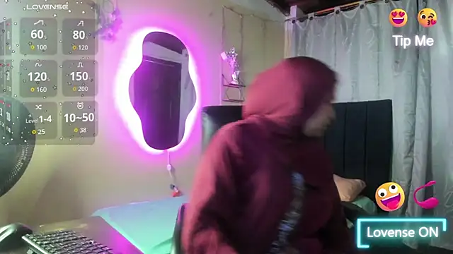 SamiraAwada online show from 03/30/26, 07:04