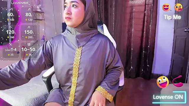 Snapshot of SamiraAwada chatting on 02/11/26, 06:19 SamiraAwada online show from 02/11/26, 06:19