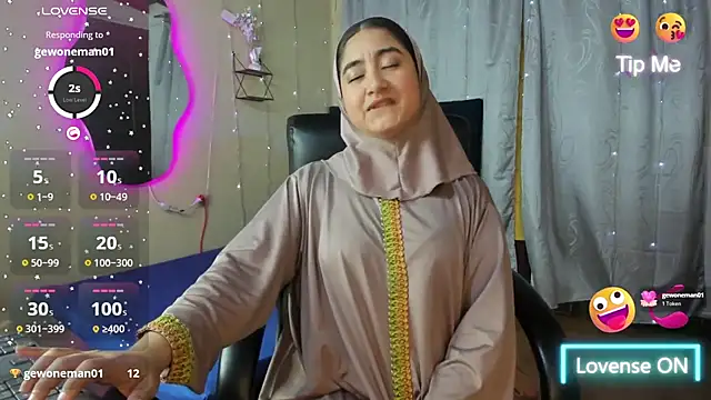 SamiraAwada online show from 03/12/26, 06:45