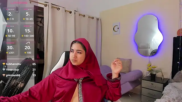 SamiraAwada online show from 04/16/26, 09:39