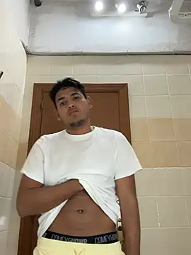 Snapshot of DavShi chatting on 02/03/26, 01:38 DavShi online show from 02/03/26, 01:38