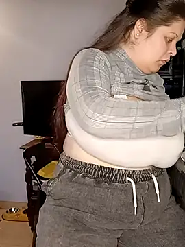 Medicenpudin97 online show from 02/04/26, 05:30