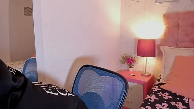 MiaaBlake  online show from 03/04/26, 07:10