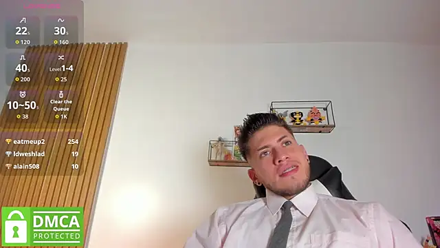 Snapshot of SebastianMaximoff_ chatting on 06/11/26, 12:32 SebastianMaximoff online show from 06/11/26, 12:32