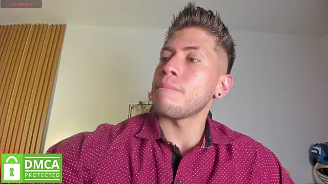 Snapshot of SebastianMaximoff_ chatting on 06/01/26, 07:57 SebastianMaximoff online show from 06/01/26, 07:57
