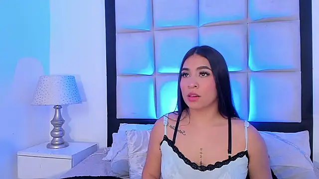 Snapshot of SussyFox chatting on 02/13/26, 12:27 SussyFox online show from 02/13/26, 12:27