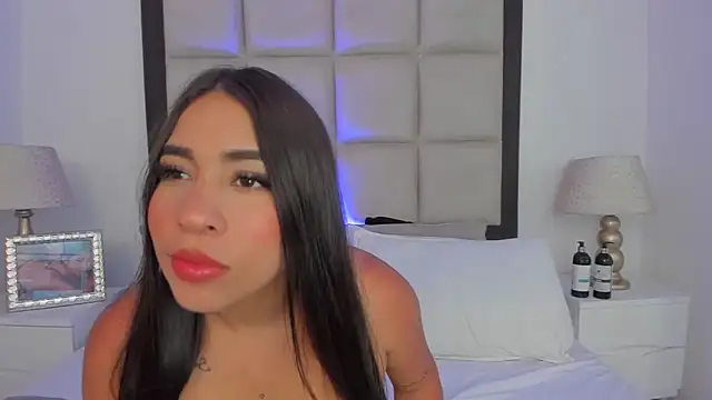 SussyFox online show from 04/05/26, 03:02