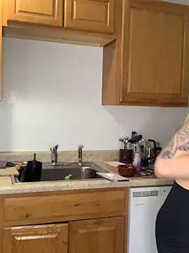 Snapshot of ThornsandHoney chatting on 02/15/26, 11:58 ThornsandHoney online show from 02/15/26, 11:58