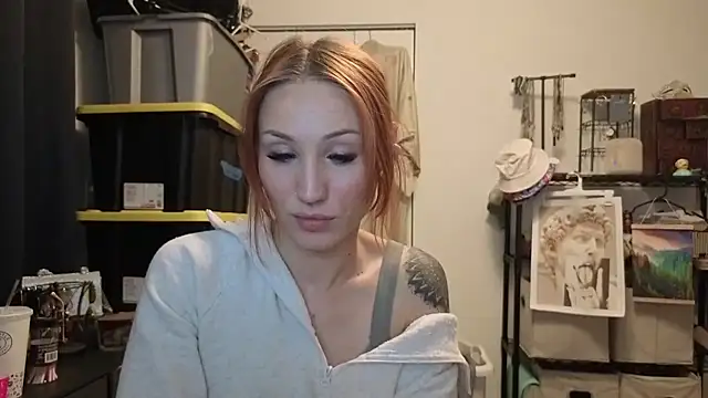 ThornsandHoney online show from 05/18/26, 05:56