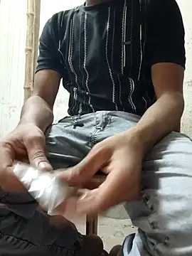 rubitrides11 online show from 04/29/26, 01:48