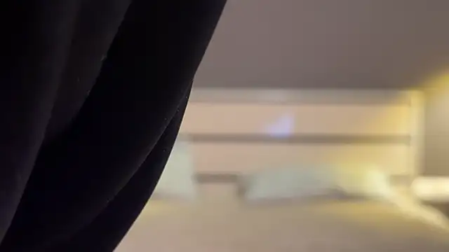 AuraXO online show from 02/08/26, 06:11