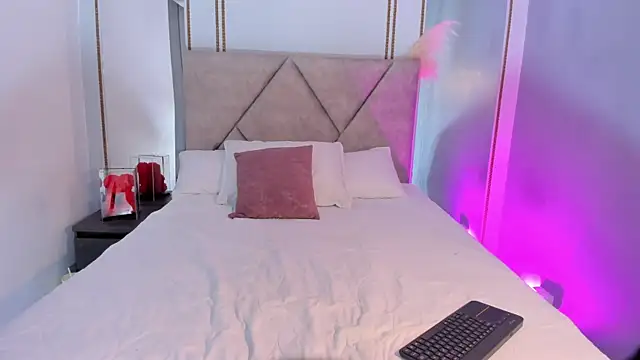 NiicoleLeroy online show from 03/21/26, 12:09