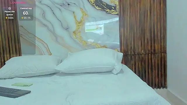 hot love story online show from 03/01/26, 11:43