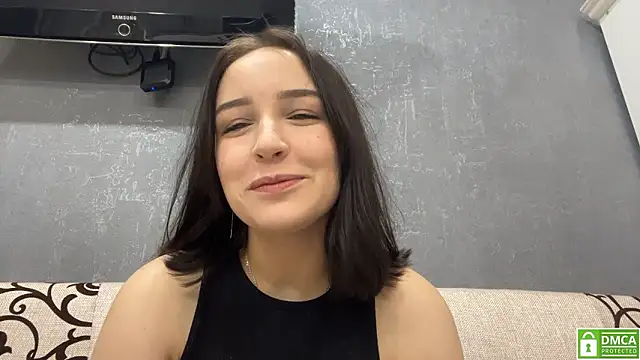 Sylynisem online show from 02/02/26, 07:35