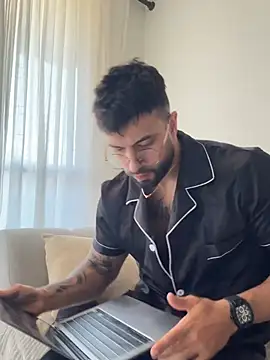 Snapshot of Jeremy_Harden chatting on 03/01/26, 03:45 Jeremy Harden online show from 03/01/26, 03:45