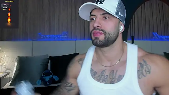 Snapshot of Jeremy_Harden chatting on 02/17/26, 04:48 Jeremy Harden online show from 02/17/26, 04:48