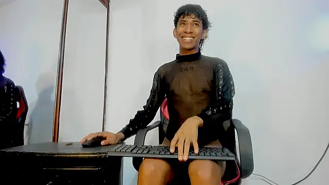 Snapshot of JERO_TEASE_S7S chatting on 02/24/26, 07:37 JERO TEASE S7S online show from 02/24/26, 07:37