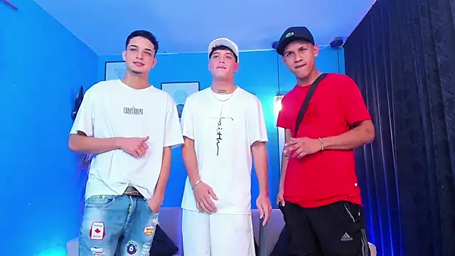 Snapshot of KingOfHeavens_2 chatting on 02/21/26, 08:22 KingOfHeavens 2 online show from 02/21/26, 08:22