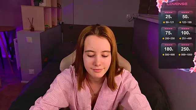 Snapshot of Caeliaa chatting on 02/14/26, 06:30 Caeliaa online show from 02/14/26, 06:30