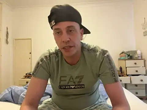 malcolm2334 online show from 05/24/26, 05:35