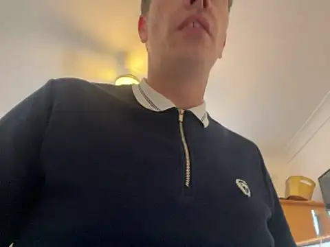 malcolm2334 online show from 07/01/26, 06:41