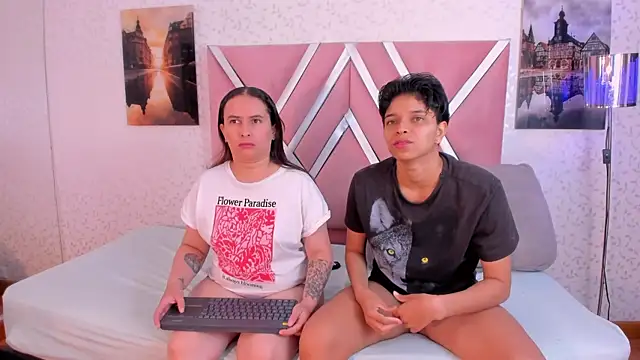 Snapshot of natasha_and_zoe chatting on 02/28/26, 11:32 natasha and zoe online show from 02/28/26, 11:32