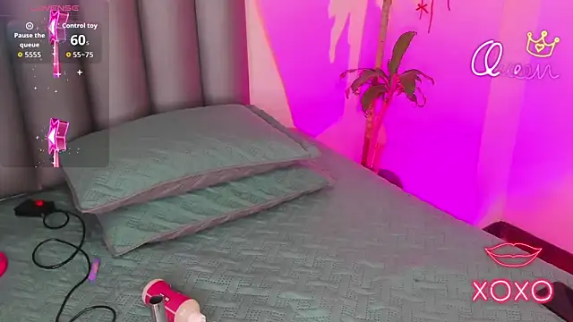 Miaa-Foxx online show from 03/27/26, 08:10