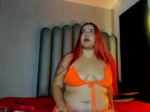 Snapshot of Miaa-Foxx chatting on 02/28/26, 10:53 Miaa-Foxx online show from 02/28/26, 10:53